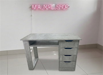 Маникюрный стол Резной без розеток 10015